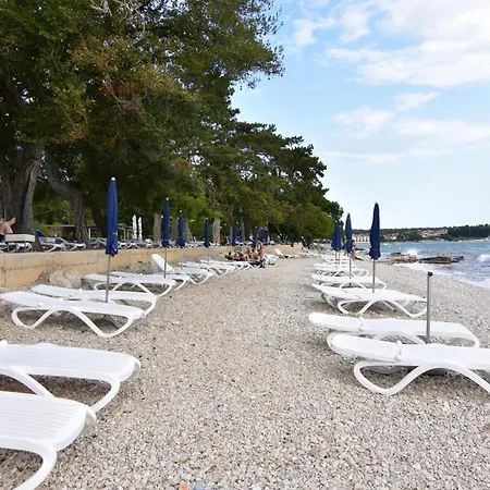 With Parking Space Zambratija, Umag - 27230 Zambratija (Istria)
